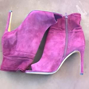 NEVER WORN 3inch open Toe Sam Eldelman Booties